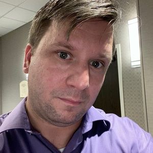 Meet your Posher, Travis